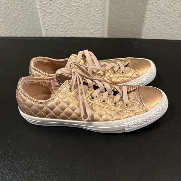 Converse All Star 157315C Rose Gold Metallic Quilted Size 9 Lace Up Leather CUTE - Picture 3 of 7